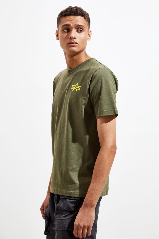 T-shirt à petit logo Alpha Industries exclusif à UO  #2