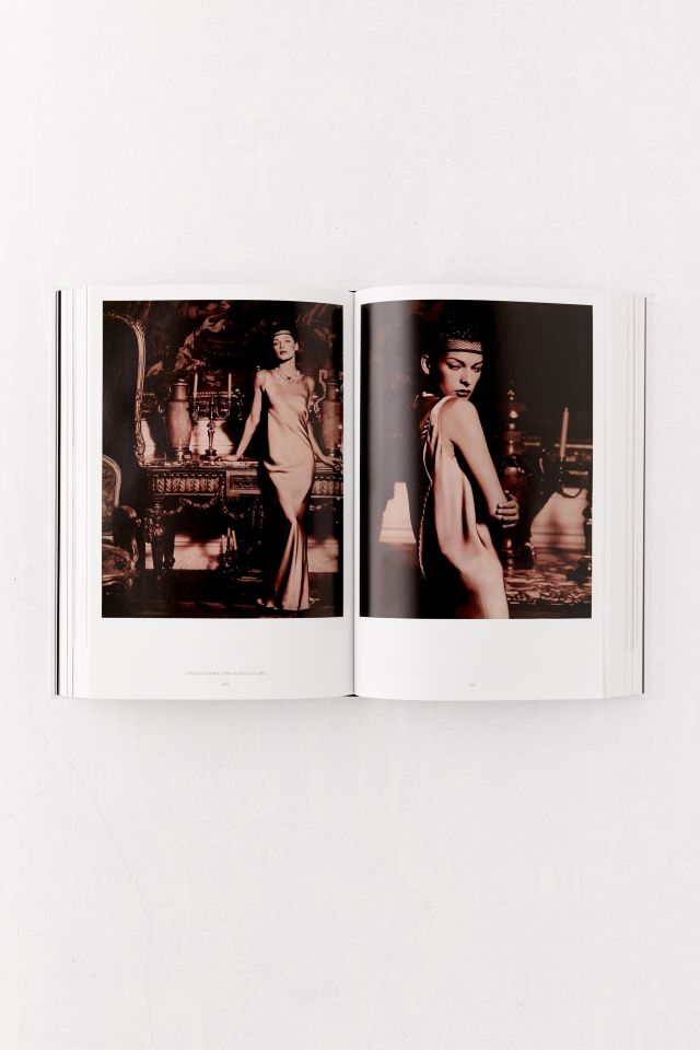 Chanel: The Karl Lagerfeld Campaigns By Patrick Mauriès #4