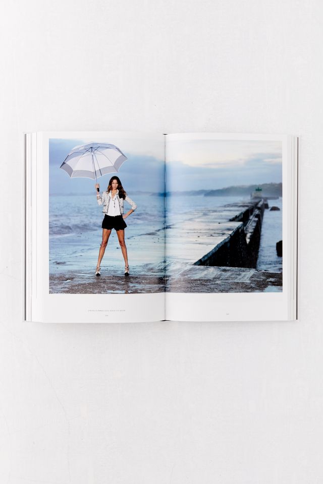Chanel: The Karl Lagerfeld Campaigns By Patrick Mauriès #5