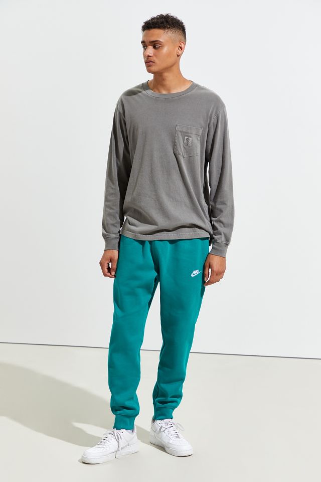 Nike Club Jogger Pant | Urban Outfitters