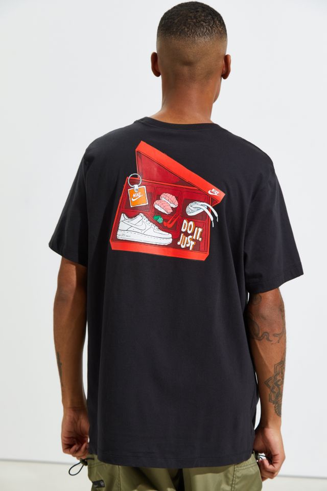 Nike Sportswear Box Logo Tee  Urban Outfitters Mexico - Clothing