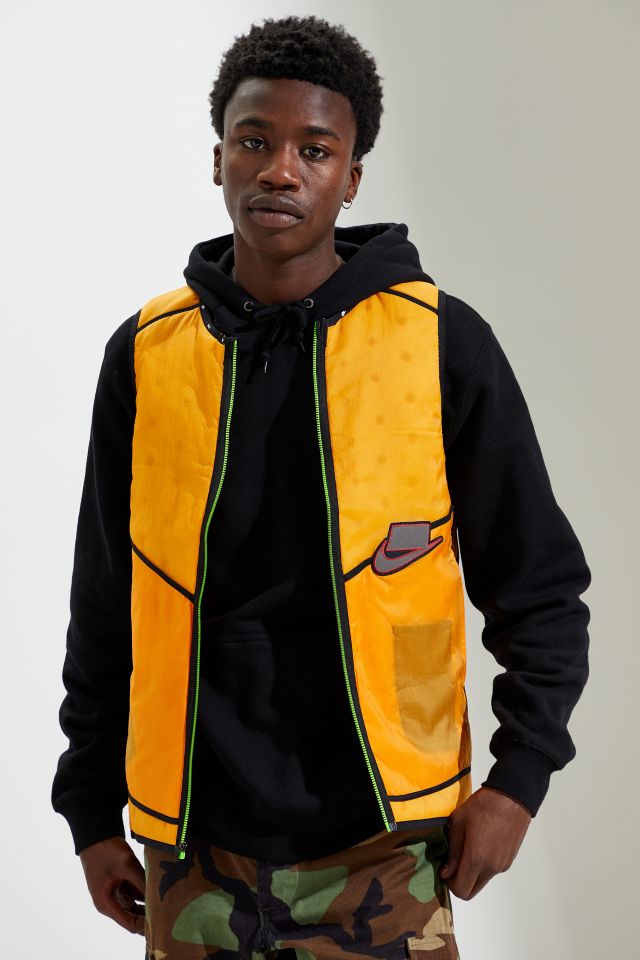 Yellow store nike vest