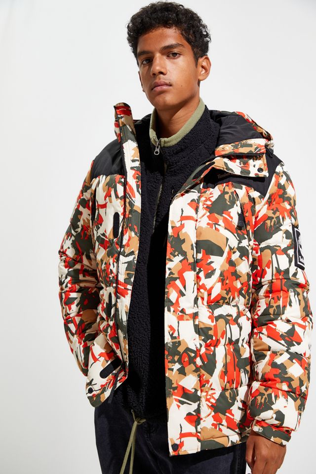 Timberland Outdoor Archive Camo Puffer Jacket | Urban Outfitters