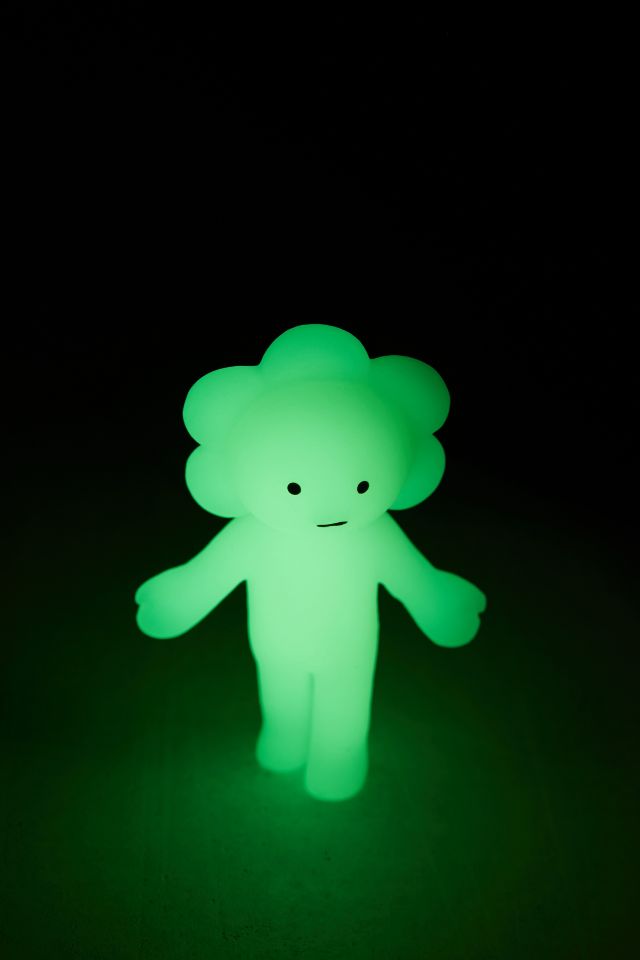 Smiski Glow-In-The-Dark Figure #4