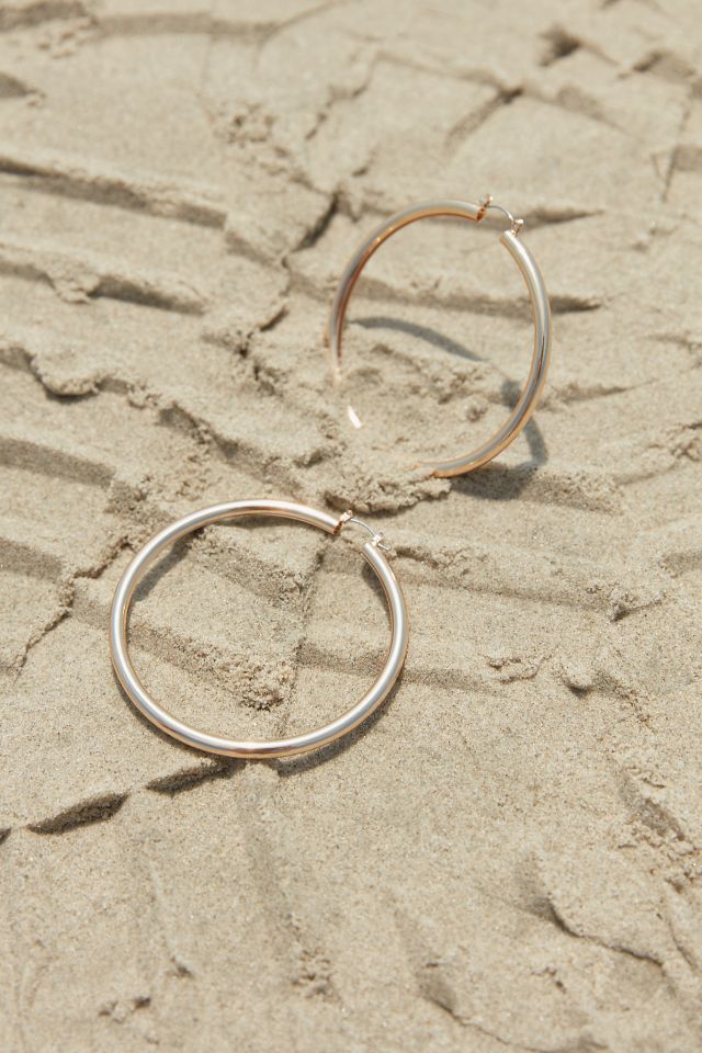 COCOA & UO Exclusive Hollow Hoop Earring