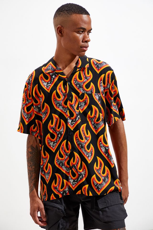 UO Flame Snake Rayon Short Sleeve Button-Down Shirt | Urban Outfitters