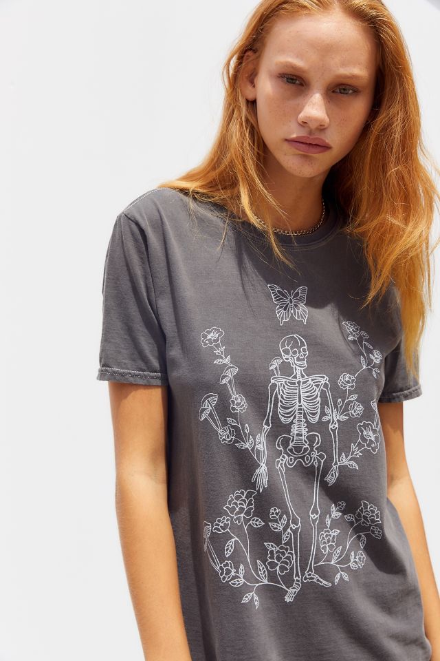 Urban outfitters 2025 skeleton shirt