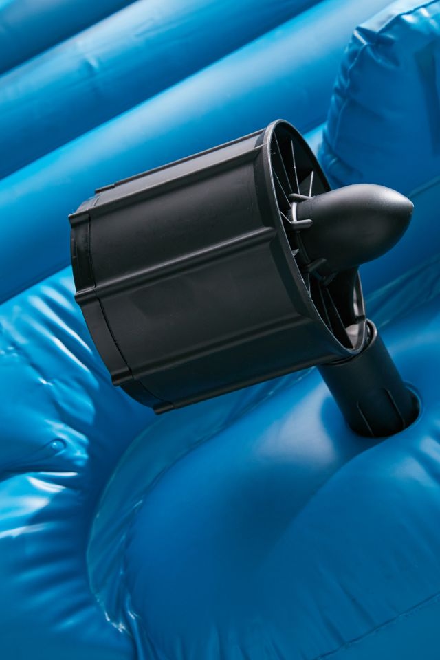 Splash Runner Motorized Lounger Pool Float #1