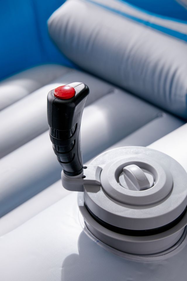 Splash Runner Motorized Lounger Pool Float #3
