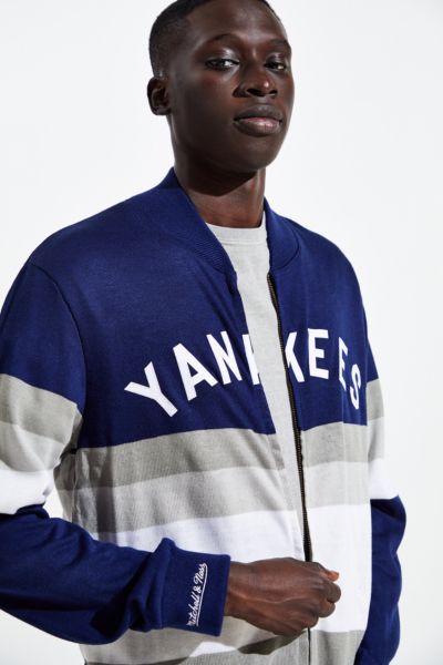 Urban Outfitters Mitchell & Ness New York Yankees Hoodie Sweatshirt