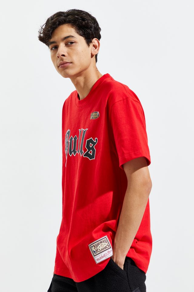 Mitchell & Ness Old English Chicago Bulls Tee #3