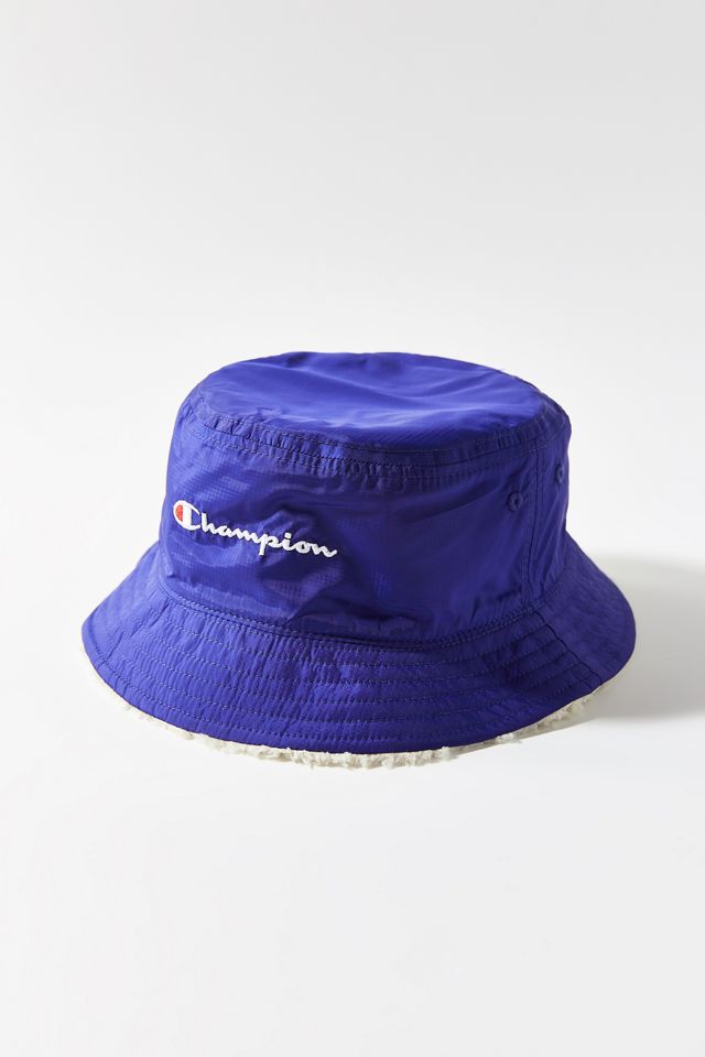 Champion UO Exclusive Reversible Bucket Hat | Urban  display picture 1