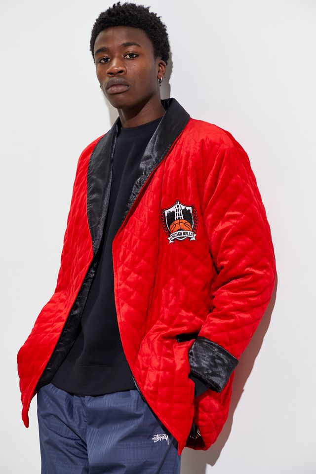 Underboss X NBALAB Chicago Bulls Robe | Urban Outfitters