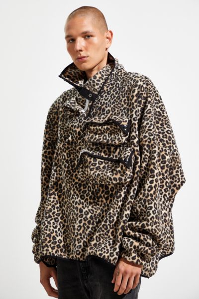 Asparagus Oversized Leopard Polar Fleece Sweatshirt | Urban Outfitters