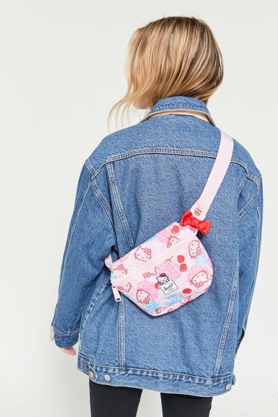 Herschel hello kitty fanny pack black hotsell