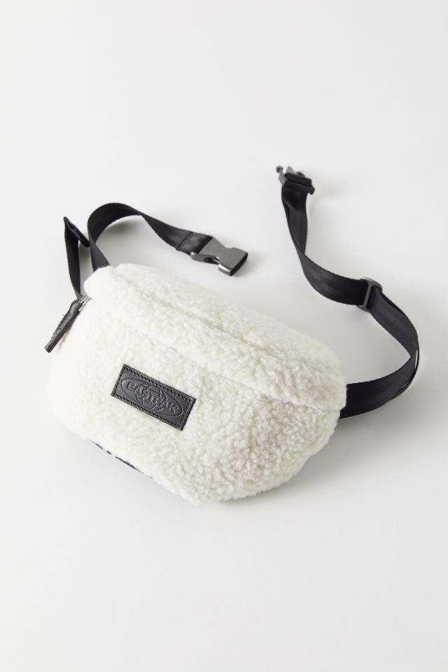 Eastpak Springer Shear Belt Bag | Urban Outfitters