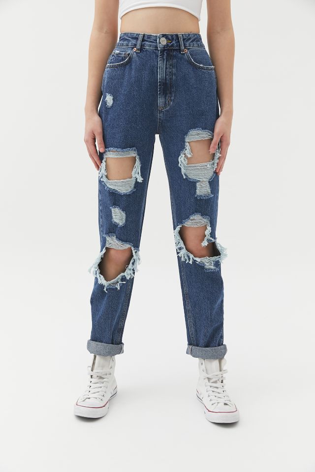 BDG High-Waisted Mom Jean – Destroyed Medium Wash