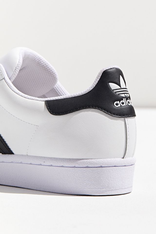 adidas Superstar Sneaker | Urban Outfitters