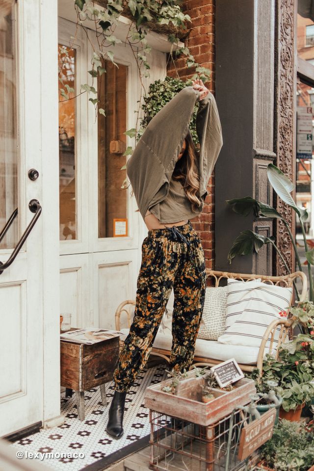 Urban outfitters jogger discount pants