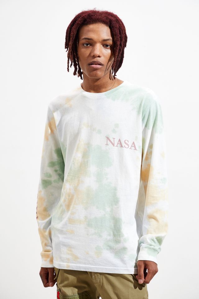 Urban outfitters 2024 nasa shirt