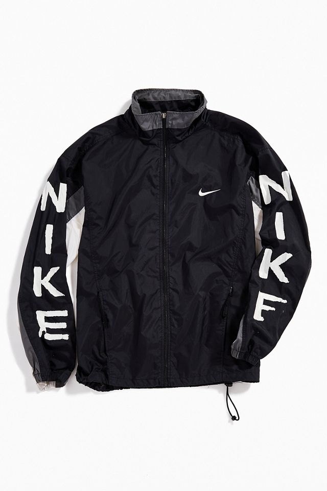 Vintage Nike '90s Black Nylon Windbreaker Jacket | Urban Vintage Nike '90s Black Nylon Windbreaker Jacket | Urban