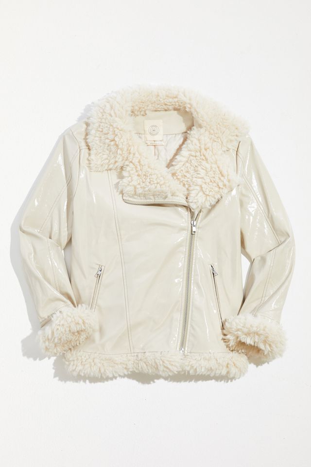 UO Tania Sherpa Lined Faux Leather Moto Jacket | Urban Outfitters