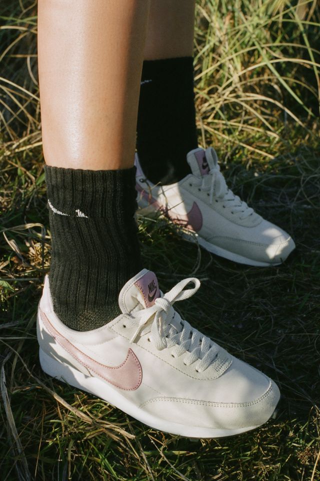 Correa Sociología deberes Nike Daybreak Sneaker | Urban Outfitters