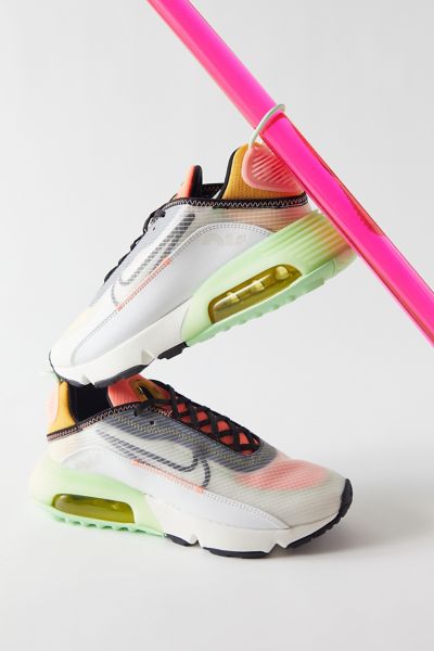 Nike air max hot sale 90 urban outfitters