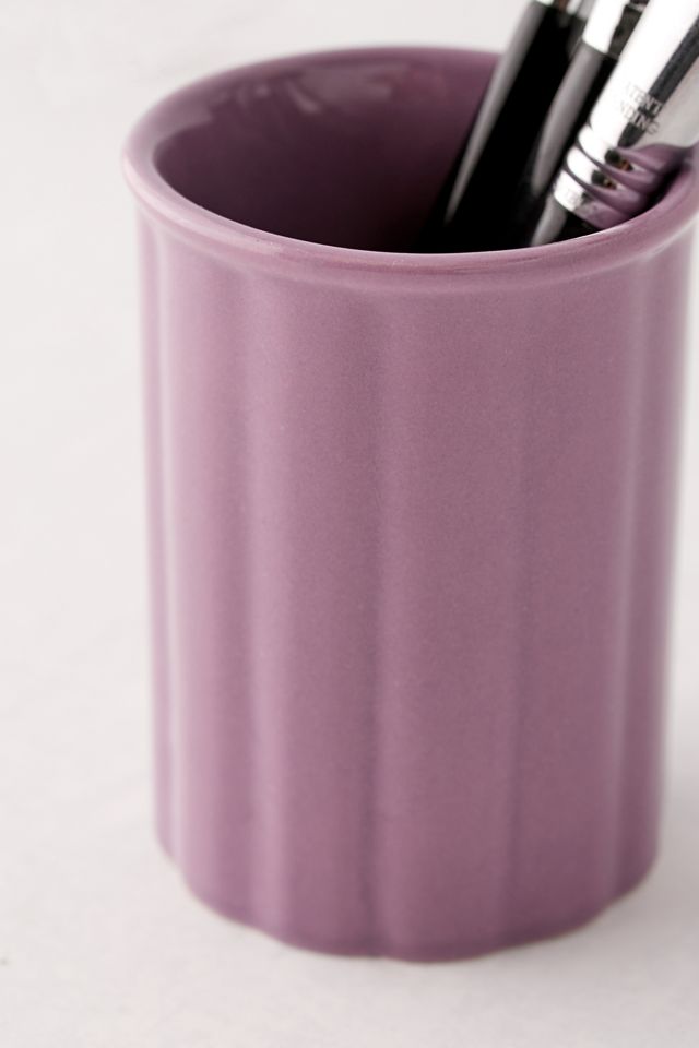 Scalloped Makeup Brush Holder #2
