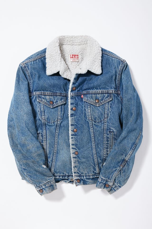 Levis sherpa 2024 jacket urban outfitters