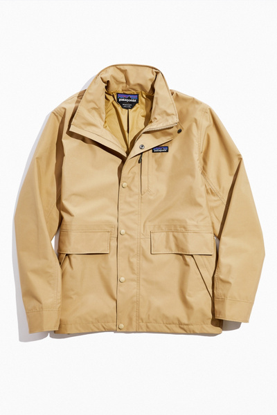 Patagonia Light Storm Jacket | Urban Outfitters