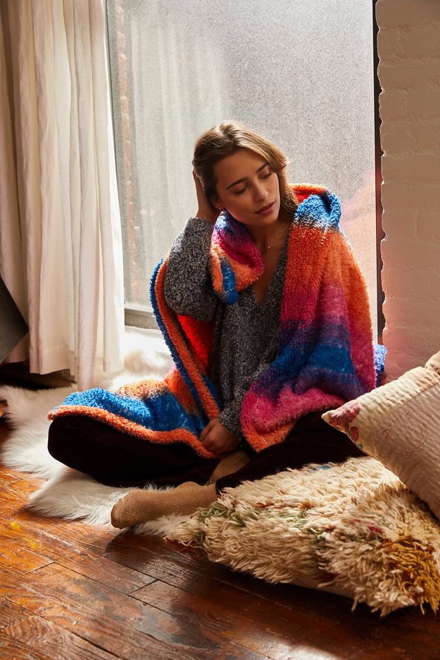 Darcy Striped Amped Fleece Throw Blanket Urban Outfitters