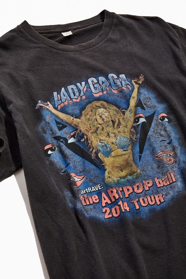 Vintage Lady Gaga 2014 The Artpop Ball Tour Tee