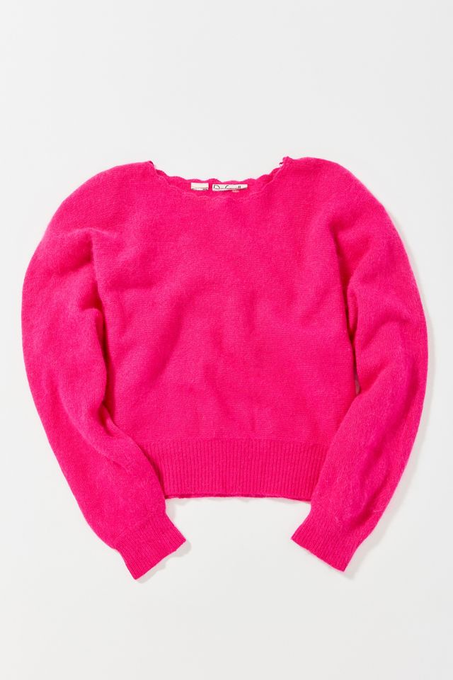 Scallop U-Neck Pullover main image 1