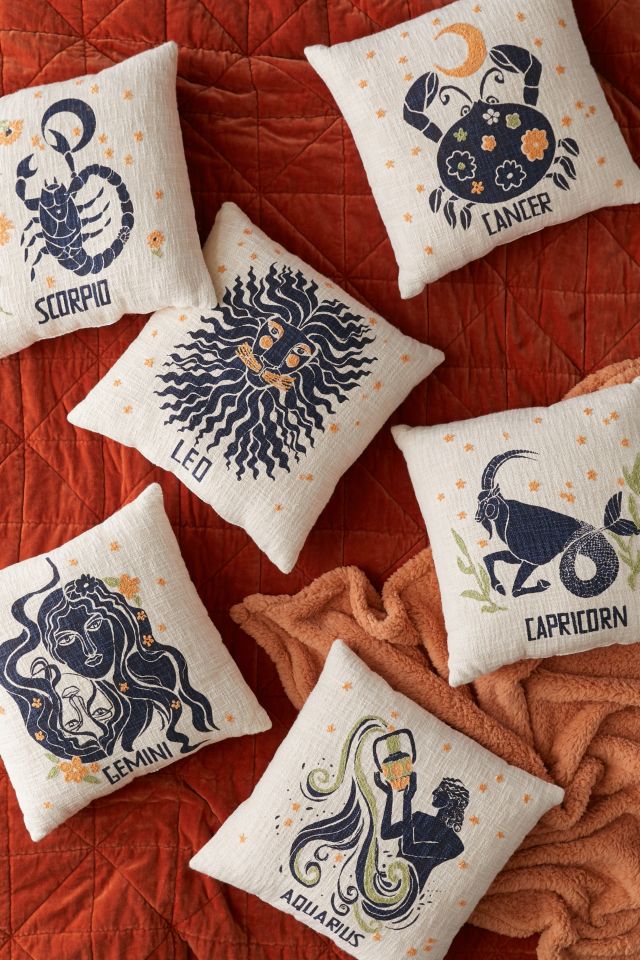 Urban hotsell outfitters pillows