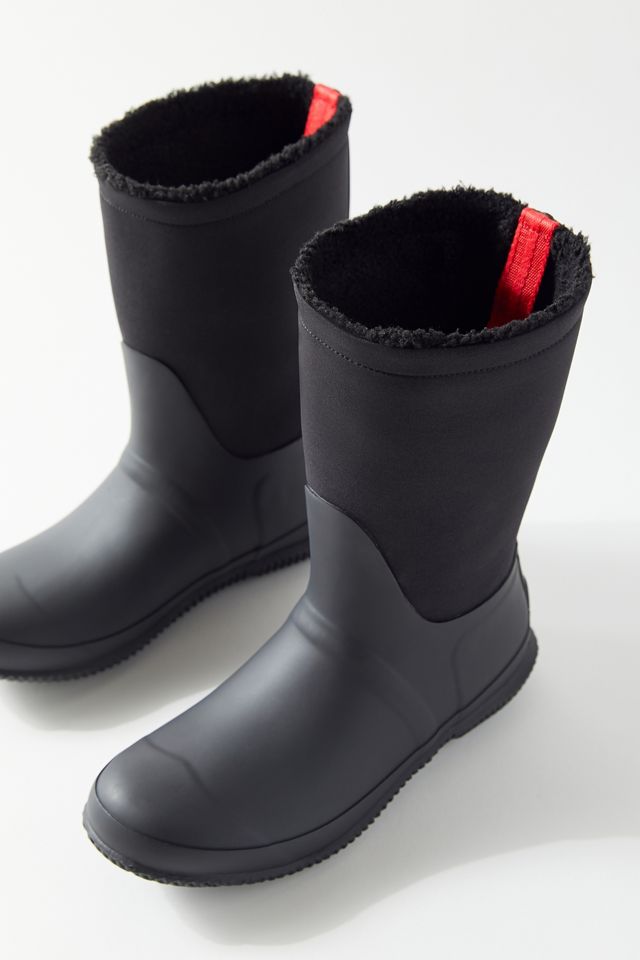 Hunter Original Roll-Top Sherpa Boot | Urban Outfitters Canada