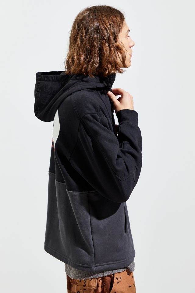 The North Face Graphic Half-Zip Hoodie Sweatshirt | Urban