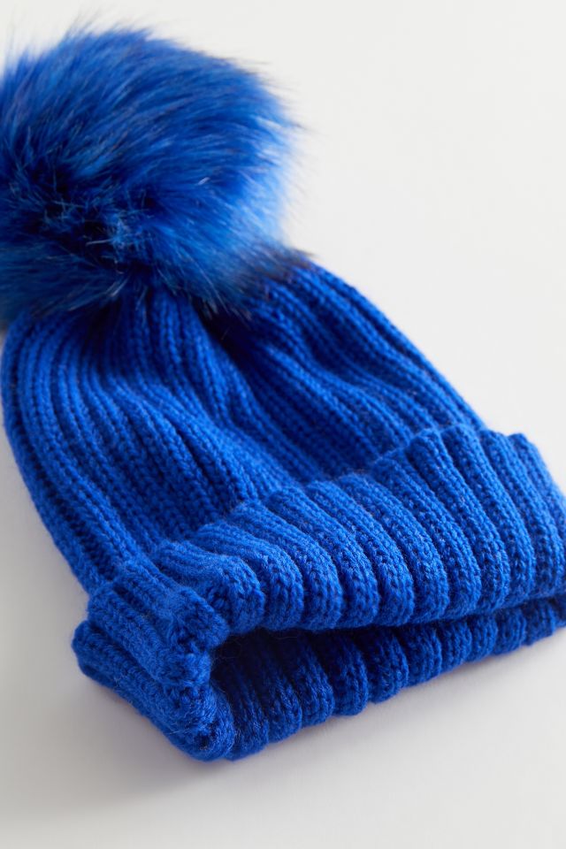 Tuque surdimensionnée en tricot côtelé à pompon  #2
