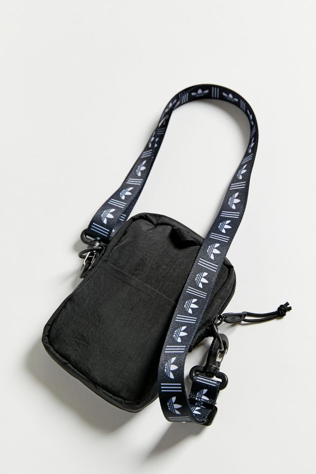 Adidas crossbody bag outlet urban outfitters