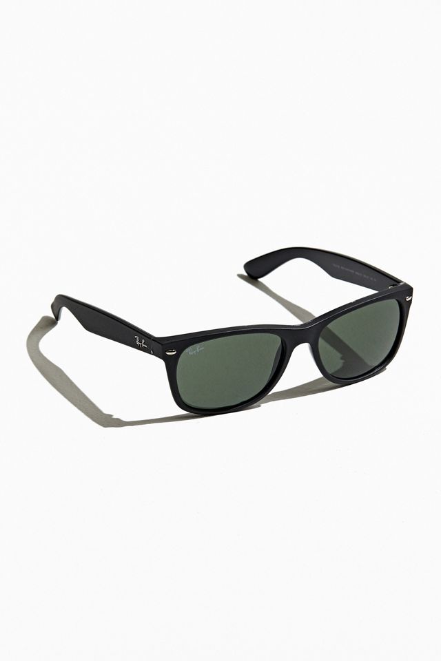 Ray-Ban Matte Wayfarer Sunglasses | Urban Outfitters