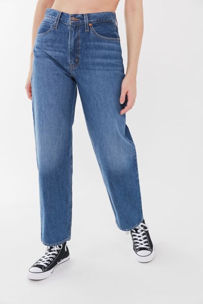 urban outfitters levi's dad jeans