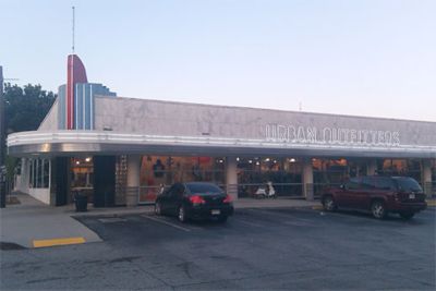 Lenox Mall, Atlanta, GA  Urban Outfitters Store Location