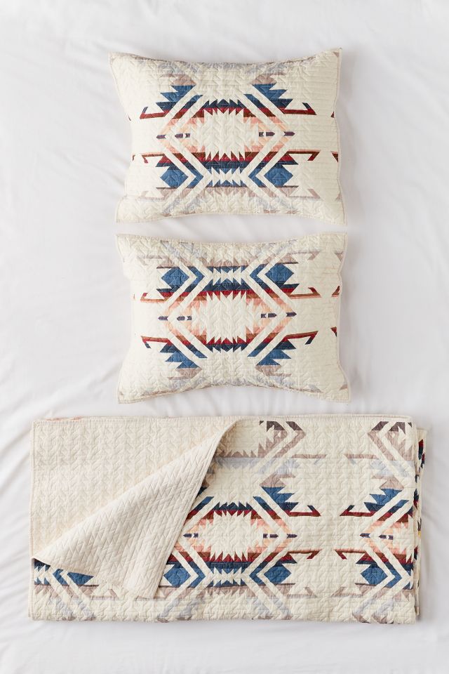 Pendleton White Sands Quilt Set Urban Outfitters Canada
