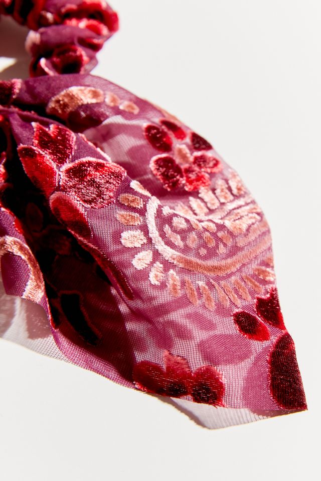 Palomina Velvet Bow Scrunchie #2
