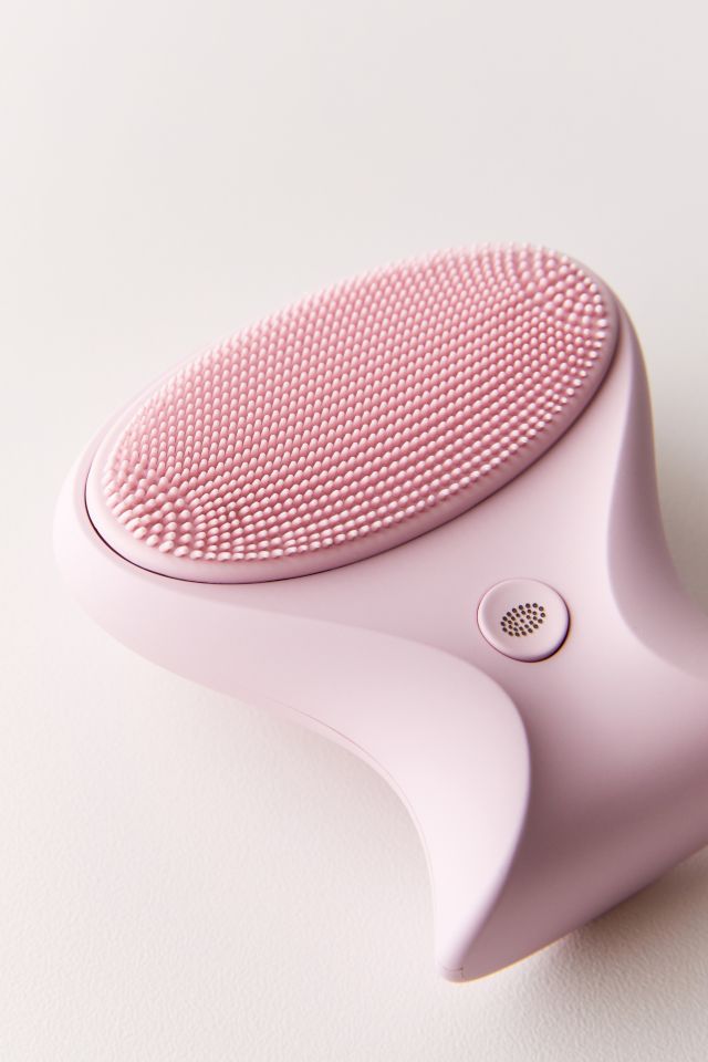 BeGlow PURA Sonic Cleansing Brush #1