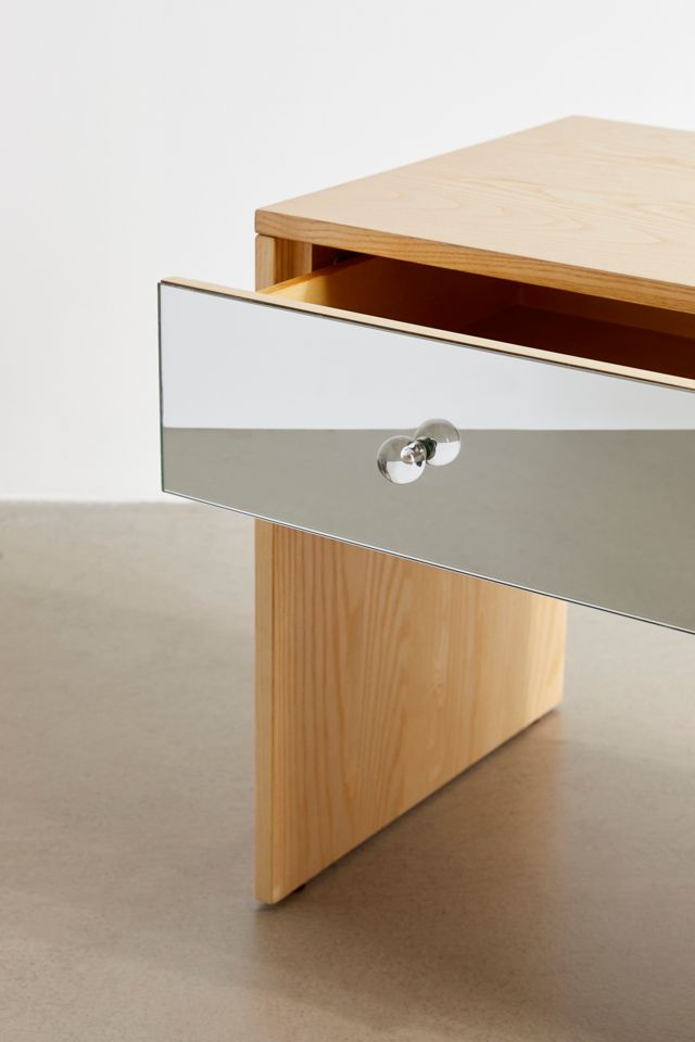 Amaia Nightstand #4