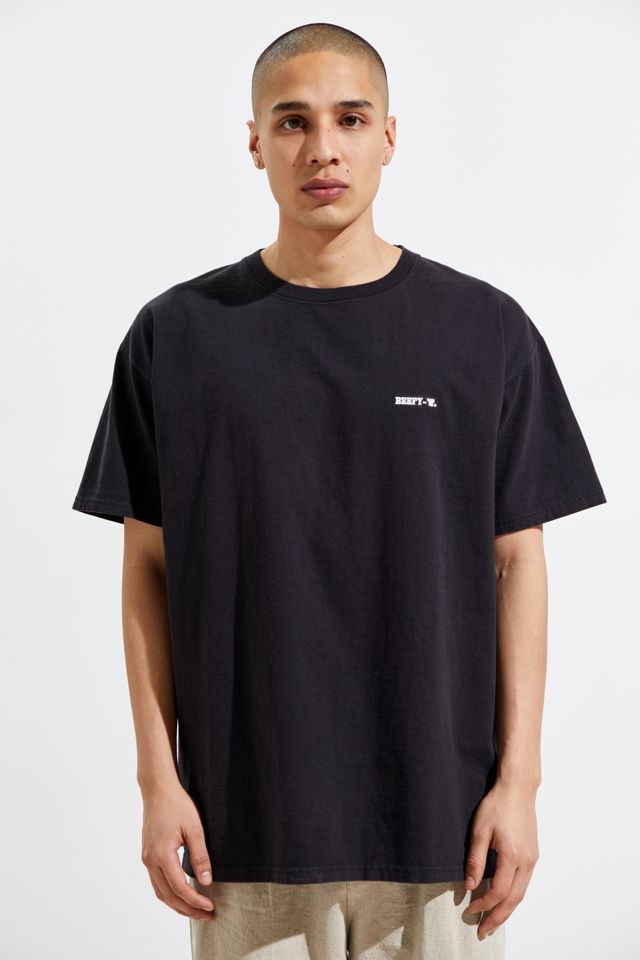 Hanes UO Exclusive Beefy Tee | Urban Outfitters