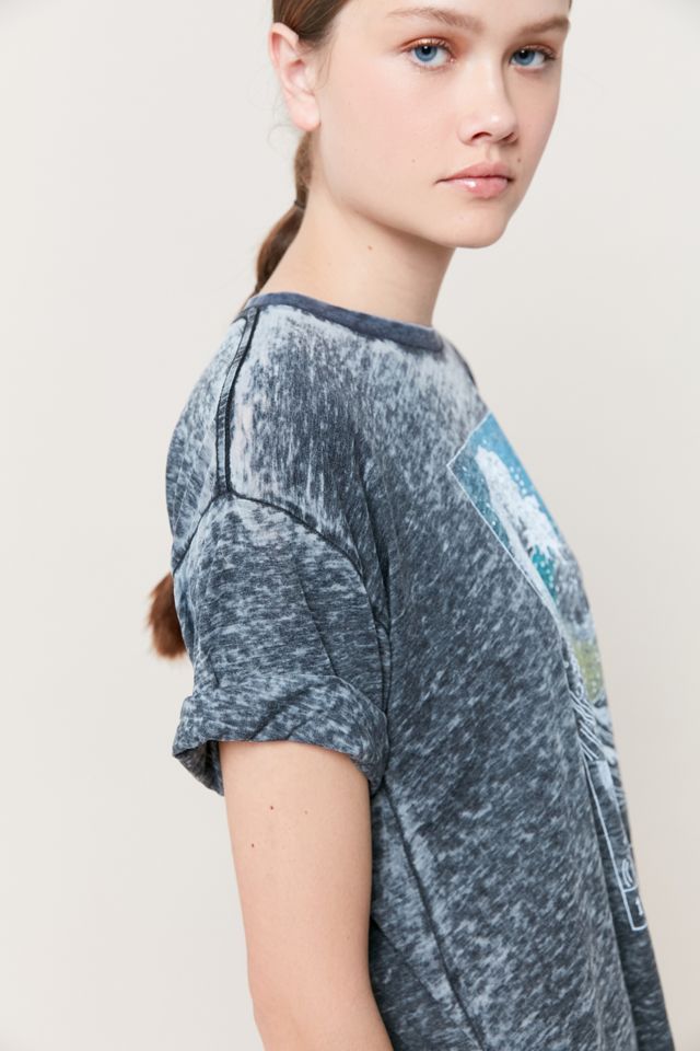 T-shirt délavé avec motif de vague de Future State #3