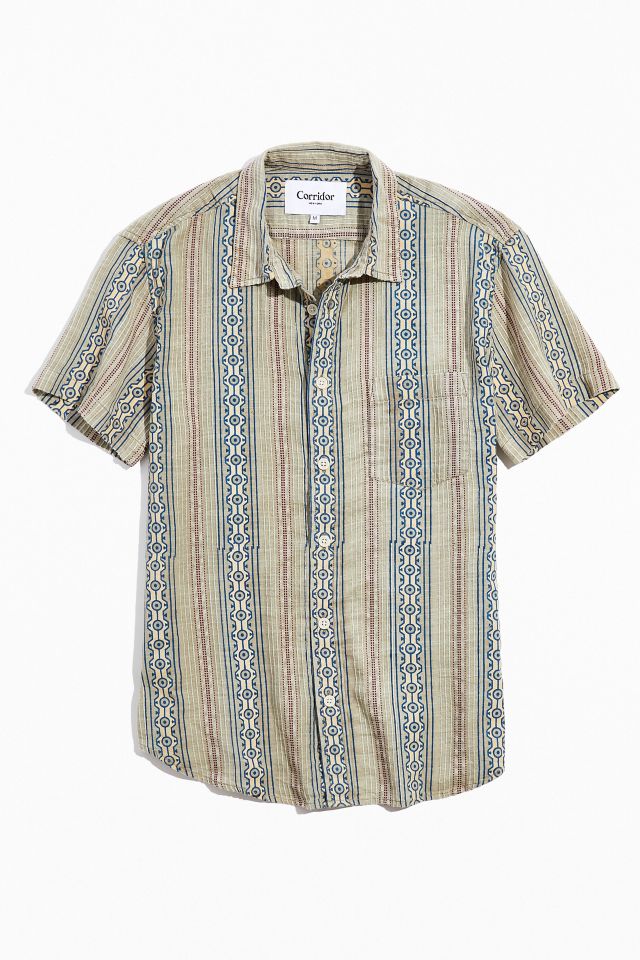 Corridor Dobby Handblock Short Sleeve Button-Down Shirt | Urban Outfitters