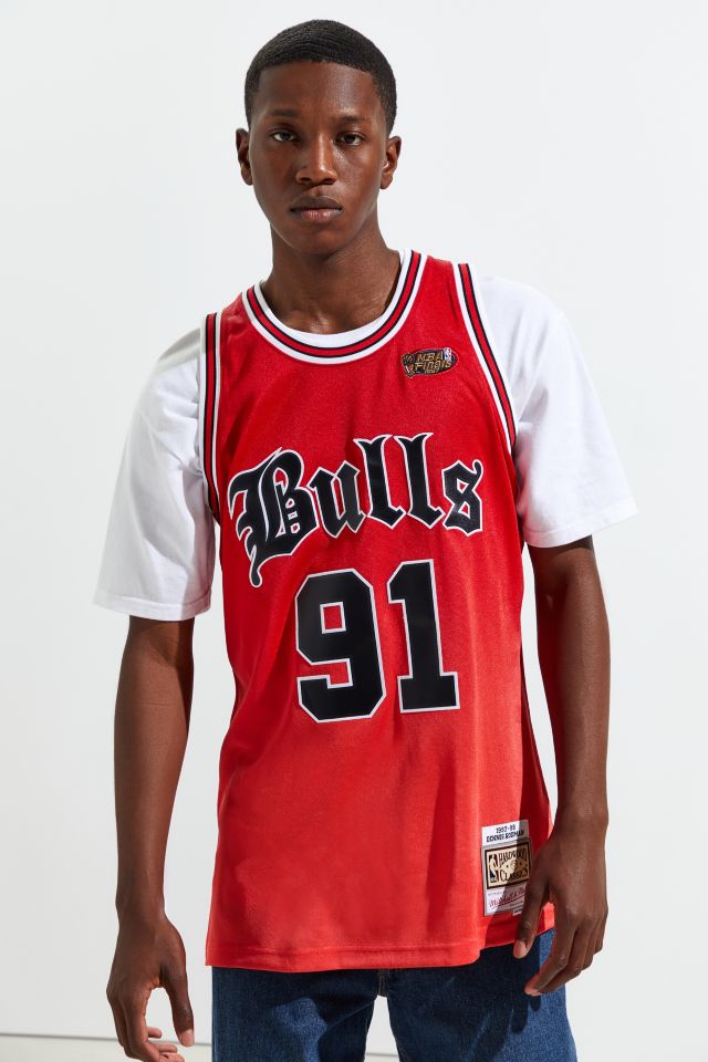 Vintage Chicago Bulls #12 Jersey  Urban Outfitters Japan - Clothing,  Music, Home & Accessories